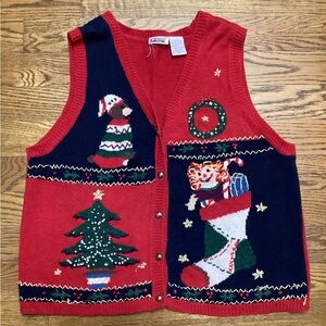 Capacity Vintage Christmas button up vest. 2X.